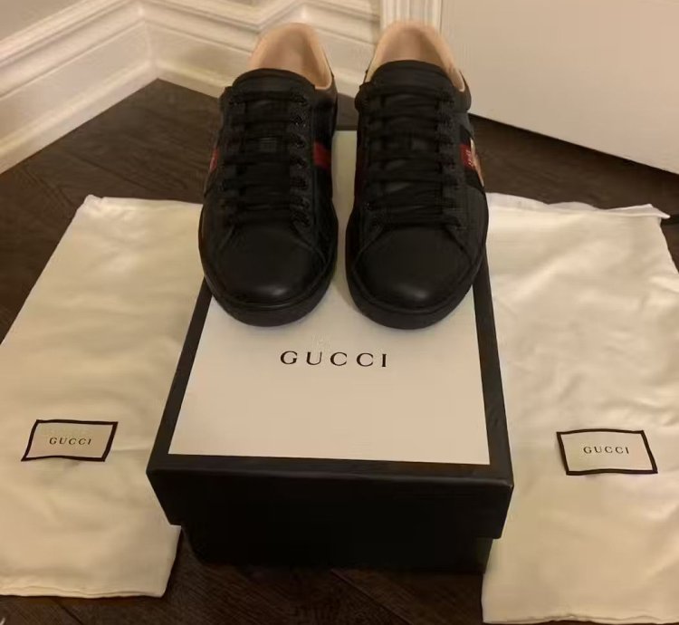 Gucci Bee Sneakers