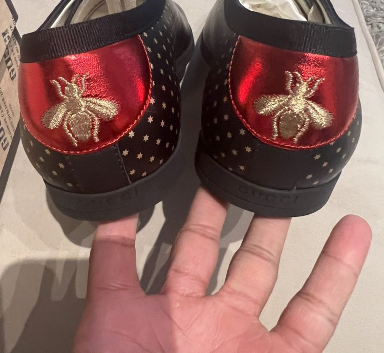Gucci black gold star sneaker