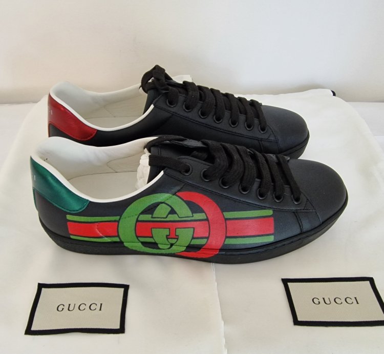 Gucci black sneakers