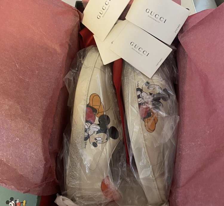 Gucci Disney Mickey Mouse Logo Sneakers