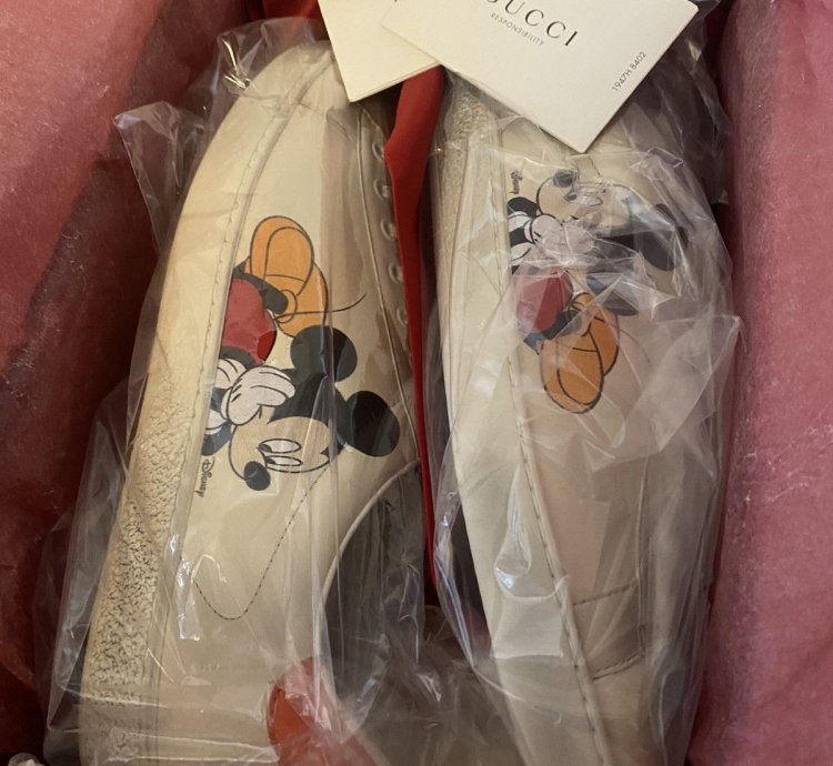 Gucci Disney Mickey Mouse Logo Sneakers