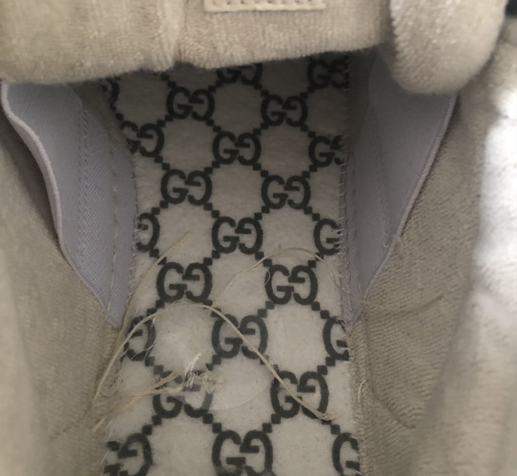 Gucci distressed GG screener