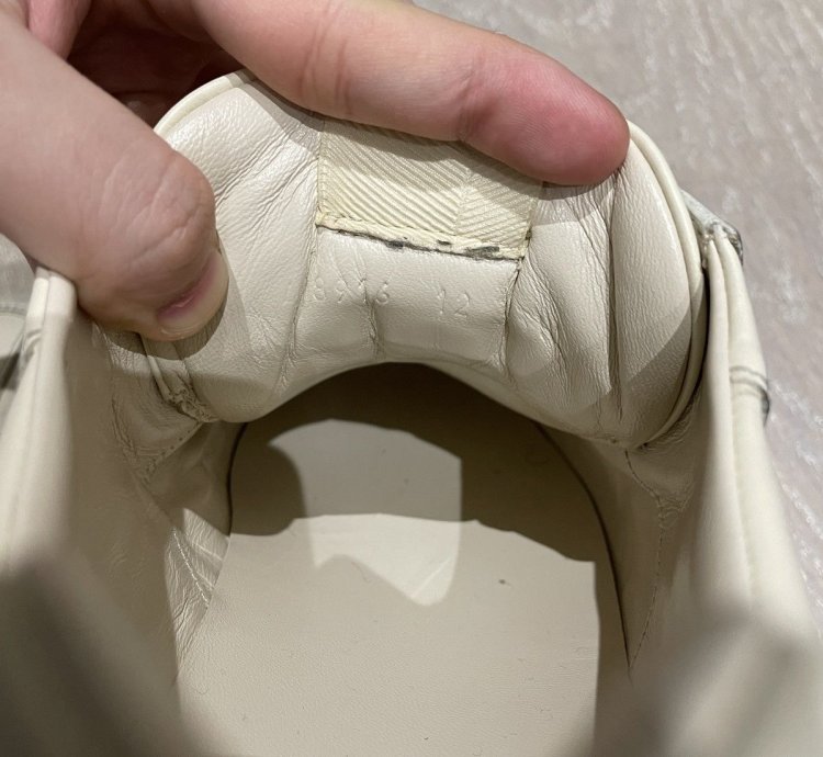 Gucci Distressed Rhyton Sneakers