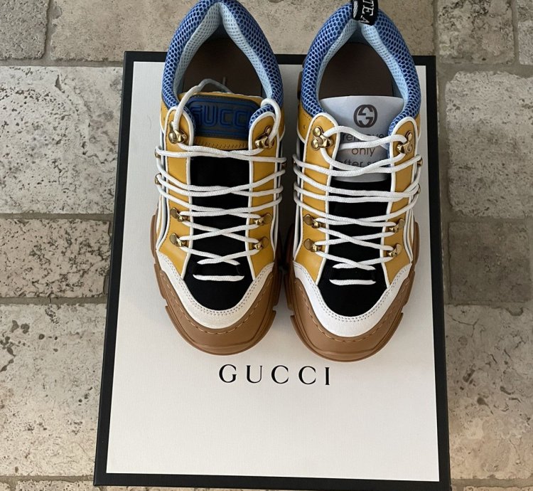 Gucci Flash Trek