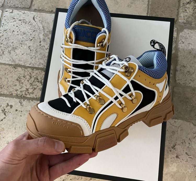 Gucci Flash Trek