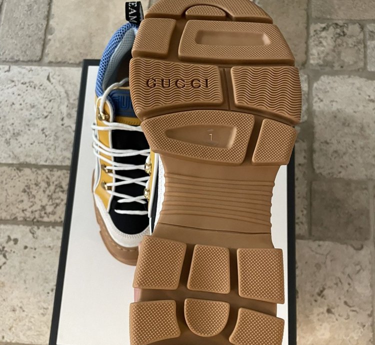 Gucci Flash Trek