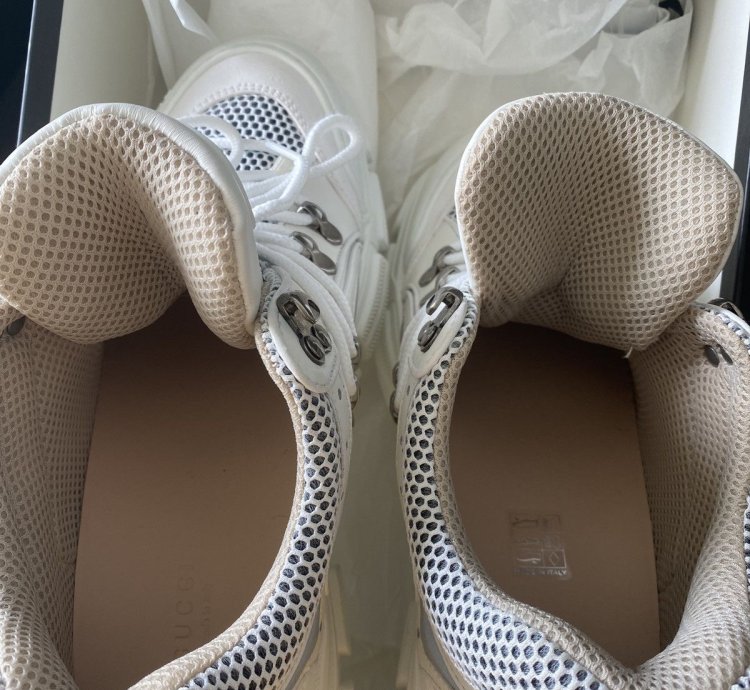 GUCCI FLASHTREK
