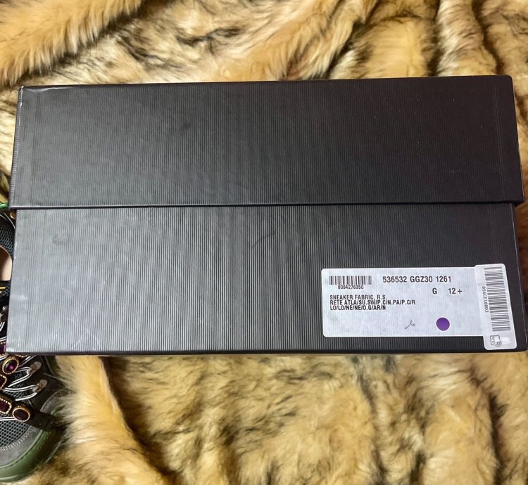 Gucci Flashtrek Crystals