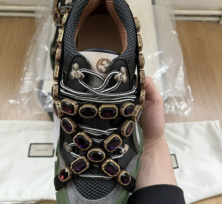 Gucci Flashtrek SEGA Green Removable Crystal