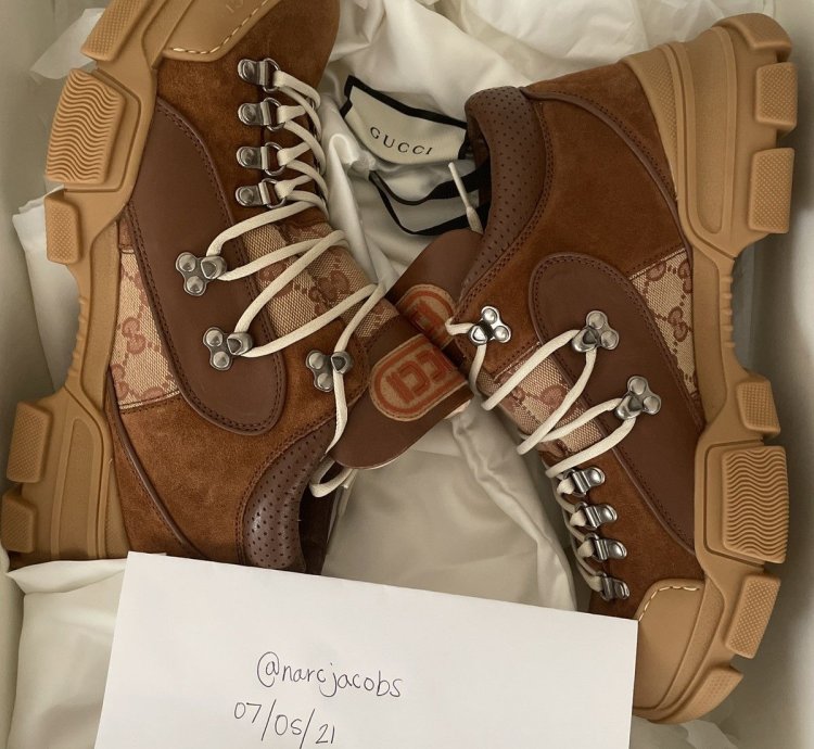 Gucci Flashtrek Sneakers
