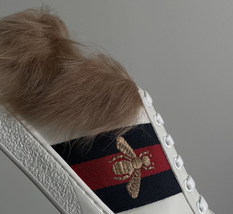 Gucci Fur Bee Ace sneaker
