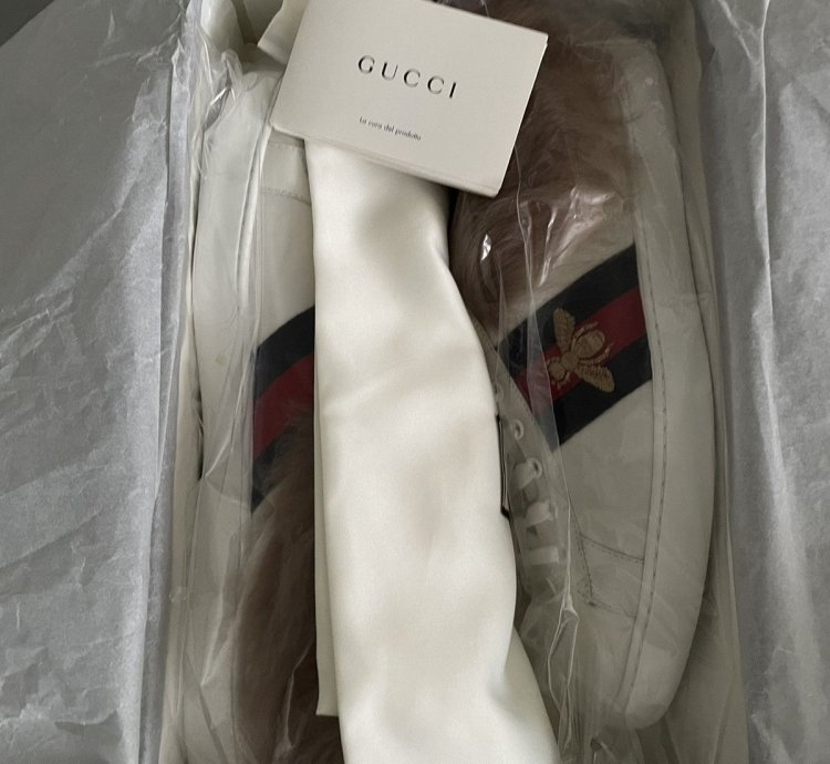 Gucci Fur Bee Ace Sneakers