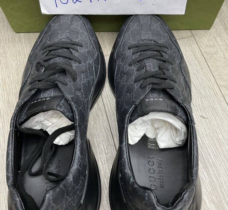 Gucci GG black Rython sneaker Brand new