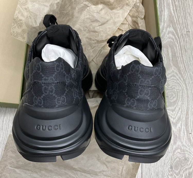 Gucci GG black Rython sneaker Brand new