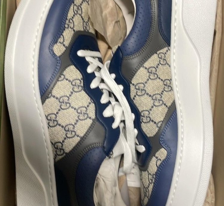 Gucci GG Supreme Sneakers