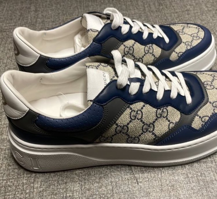 Gucci GG Supreme Sneakers