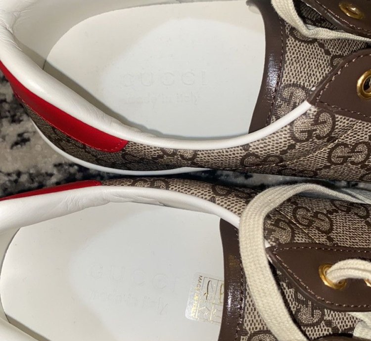 Gucci GG Tiger Ace Sneaker size 8