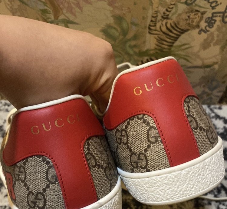 Gucci GG Tiger Ace Sneaker size 8
