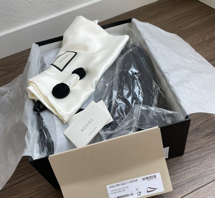 Gucci Hi Top GG LOGO SNEAKER