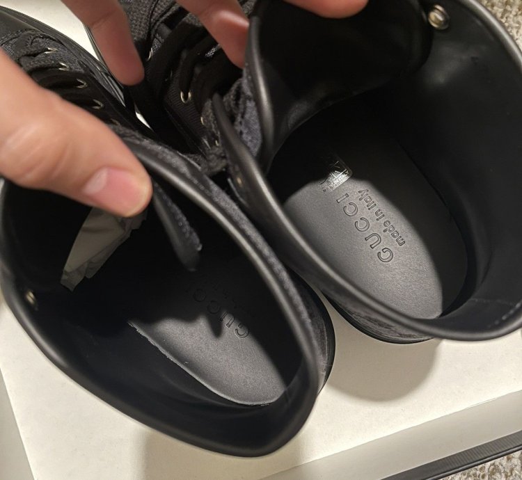 Gucci Hi Top GG LOGO SNEAKER