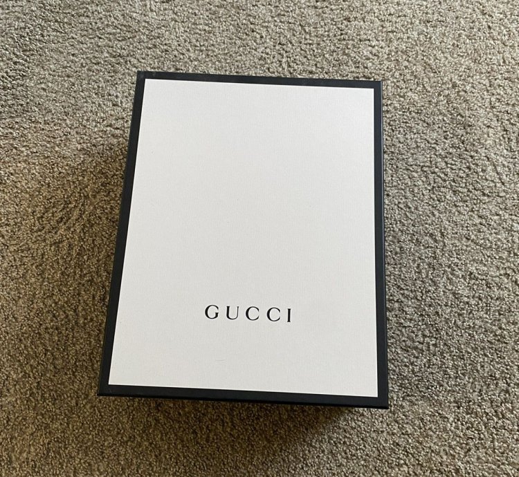 Gucci hi top shoes