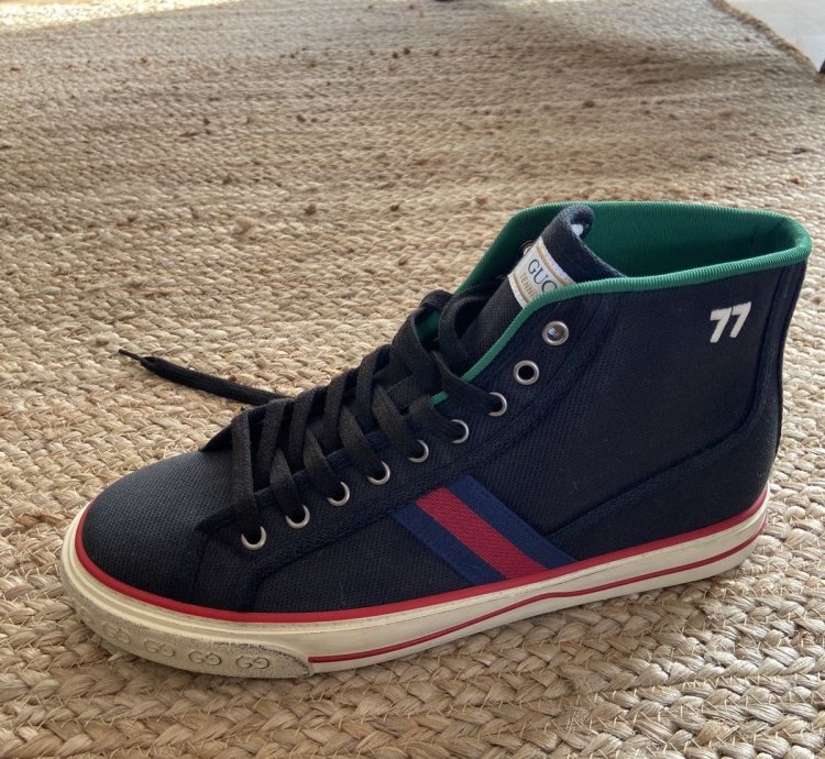 Gucci high top tennis shoe
