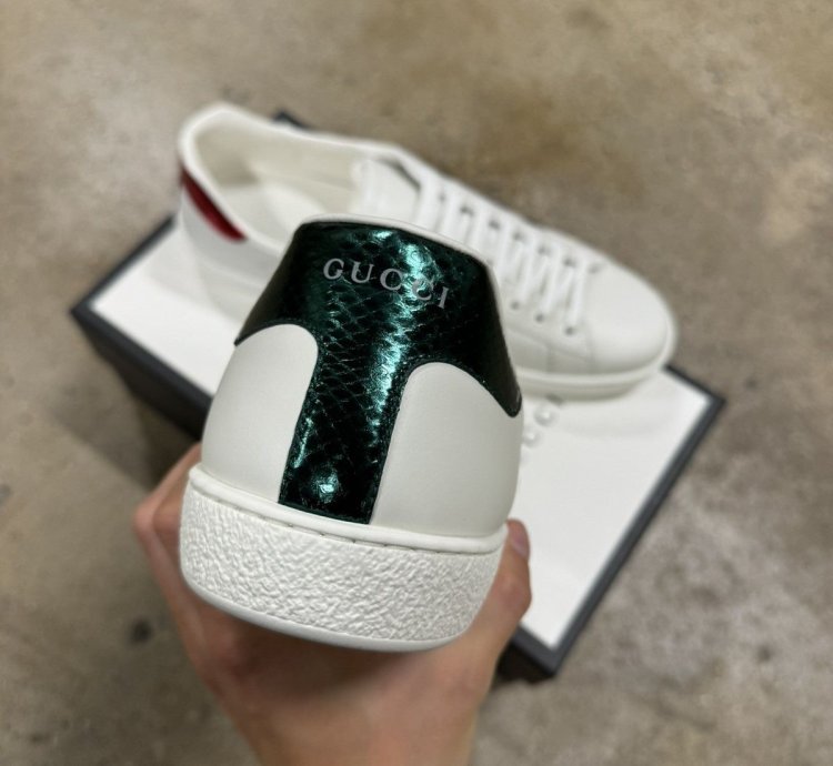 Gucci Kingsnake Ace Sneaker NEW 900