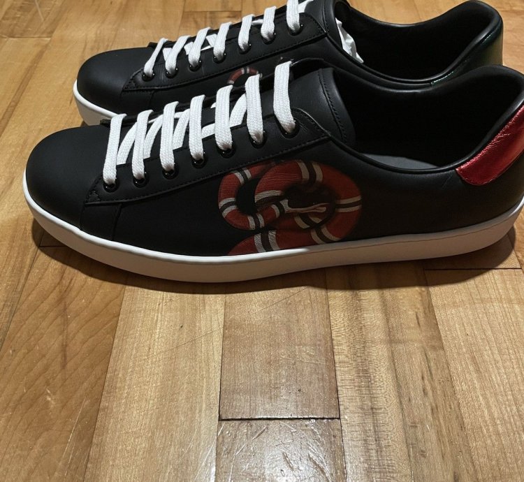 Gucci Kingsnake Ace Sneakers