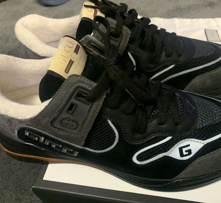 Gucci line