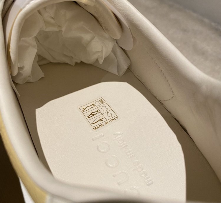 Gucci Low Suede Sneaker