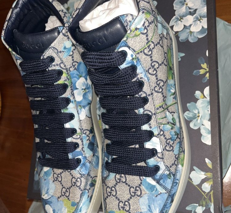 GUCCI Men Bloom Print Supreme GG Blue Hi Top Sneaker
