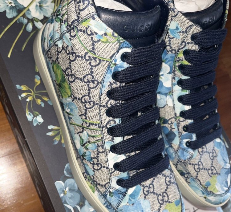 GUCCI Men Bloom Print Supreme GG Blue Hi Top Sneaker