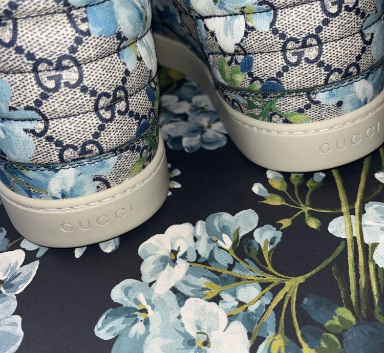 GUCCI Men Bloom Print Supreme GG Blue Hi Top Sneaker