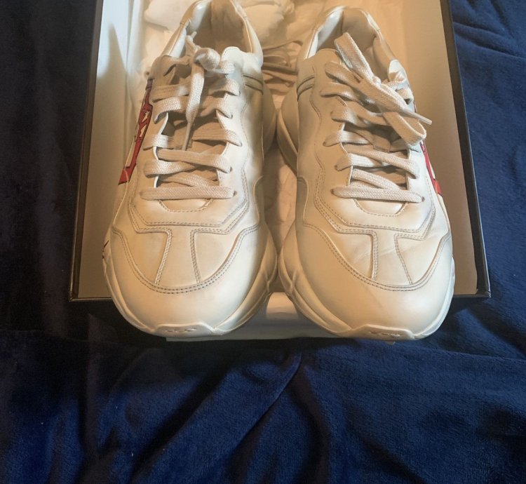 Gucci Men Rhyton Sneaker With Mouth Print