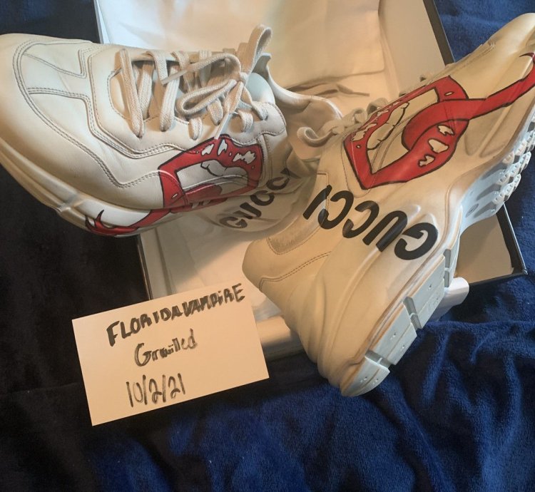 Gucci Men Rhyton Sneaker With Mouth Print