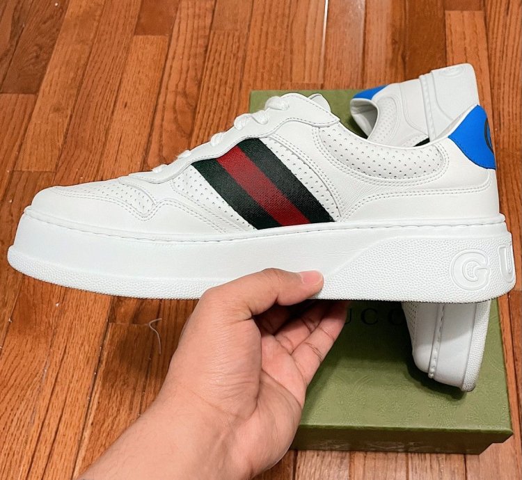 Gucci Men Sneaker with Web (2021)
