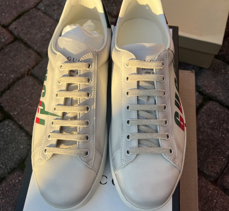 GUCCI NEW ACE BLADE LOGO SNEAKER