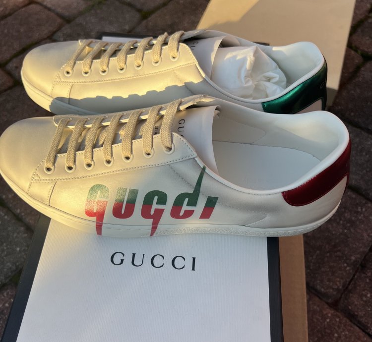 GUCCI NEW ACE BLADE LOGO SNEAKER