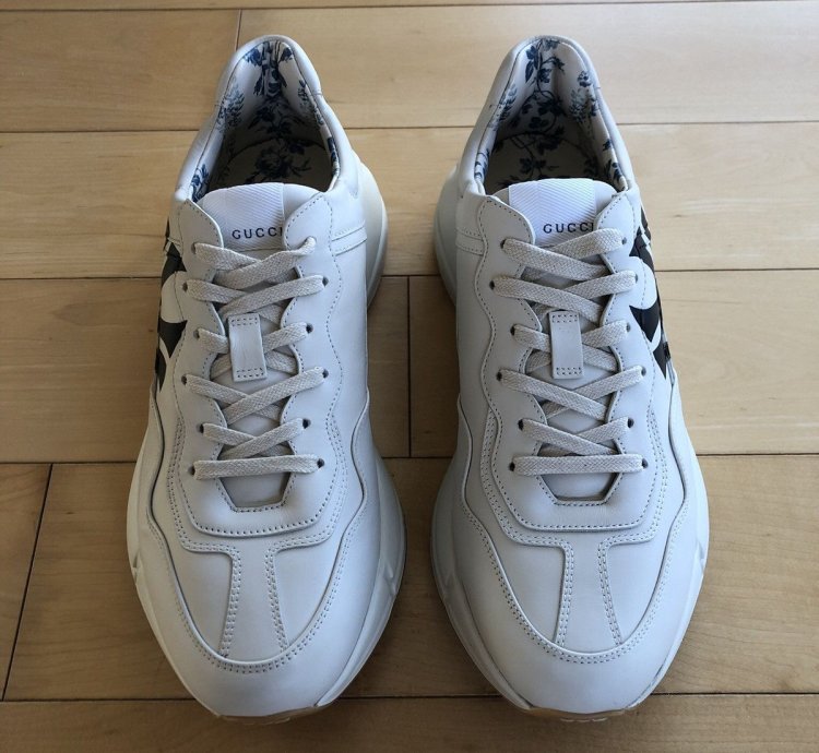 Gucci New York Yankees Rhyton Sneakers