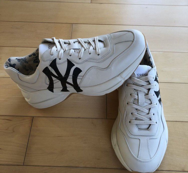 Gucci New York Yankees Rhyton Sneakers