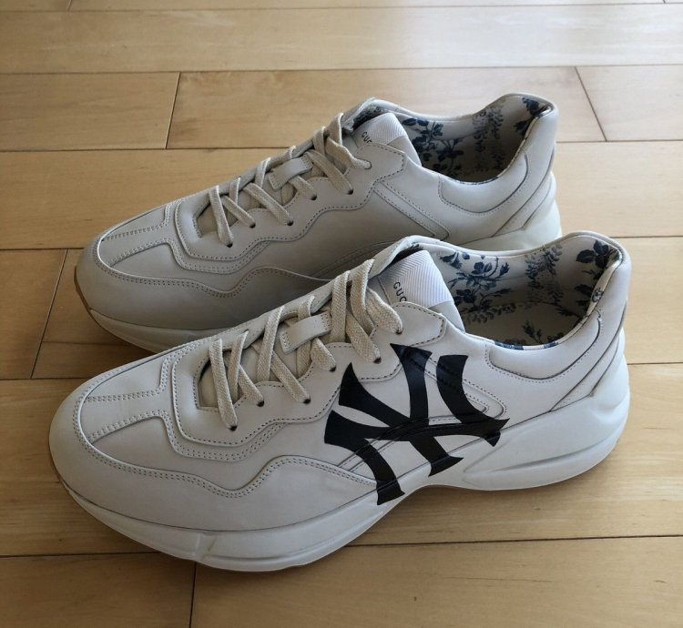 Gucci New York Yankees Rhyton Sneakers