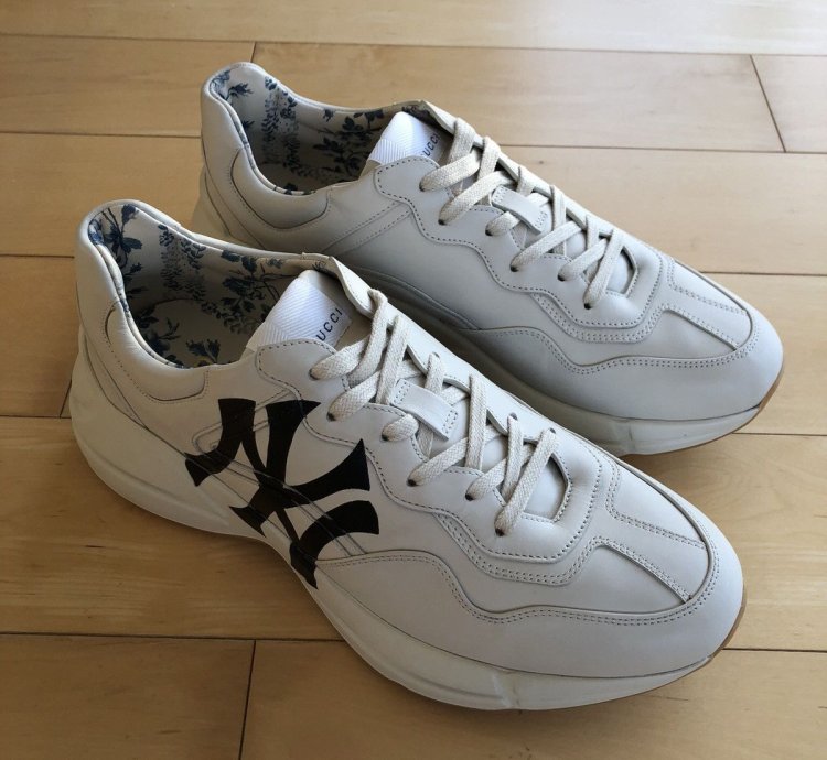Gucci New York Yankees Rhyton Sneakers