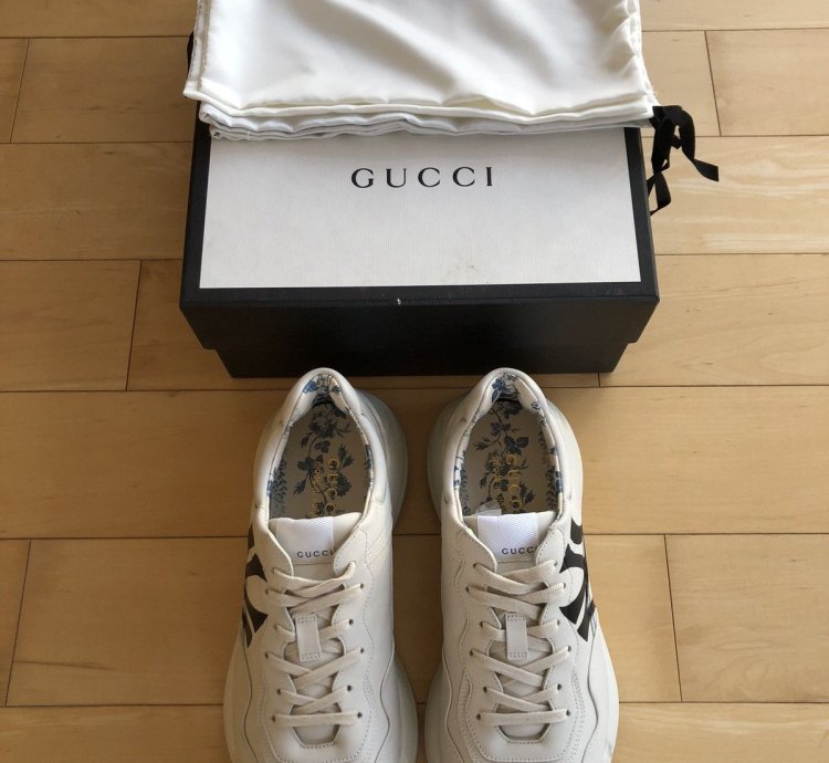 Gucci New York Yankees Rhyton Sneakers