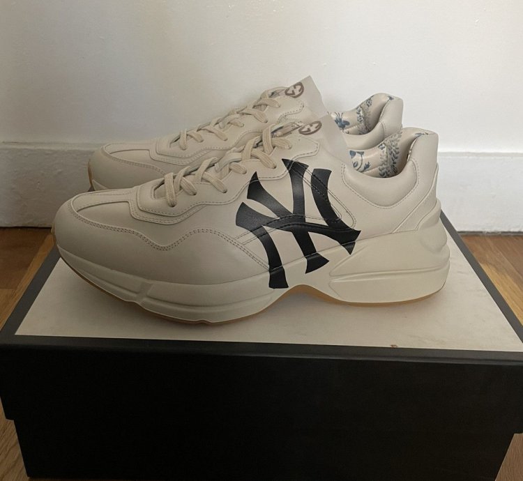 Gucci NY Yankees Rhyton Sneaker