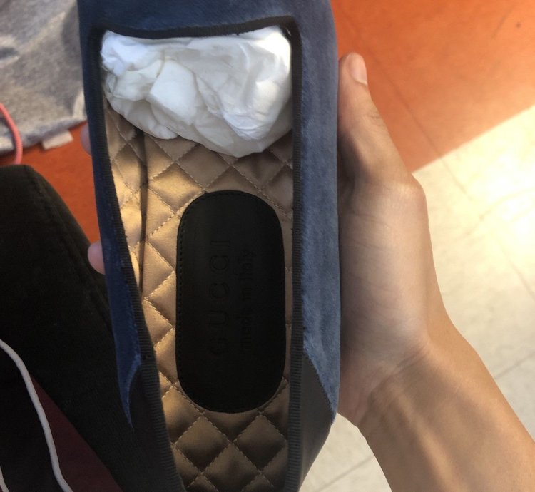 Gucci NY Yankees Velvet Loafers