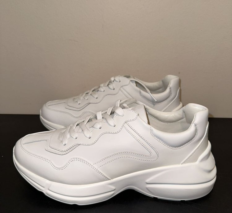 Gucci Oversized Rhyton Soft Calfskin Sneaker Size 10