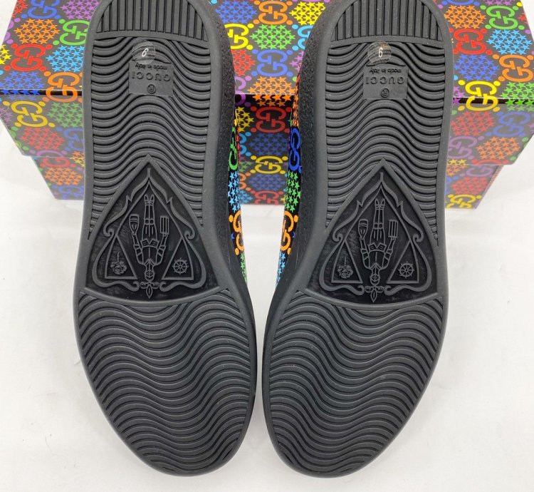 GUCCI PSYCHEDELIC ACE GG LOGO SUPREME SNEAKERS