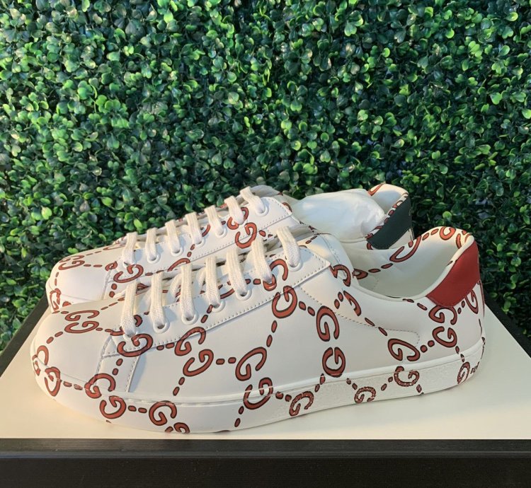 Gucci red white wavy monogram ace sneaker