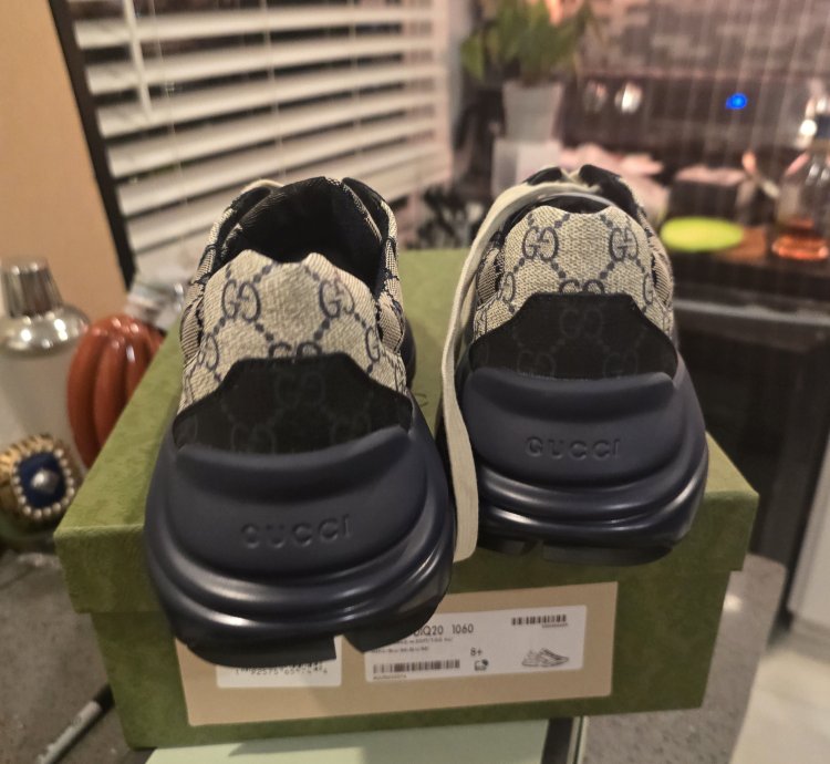 Gucci Rhython Blue Monogram Sz 8 5 Converts US Sz 9