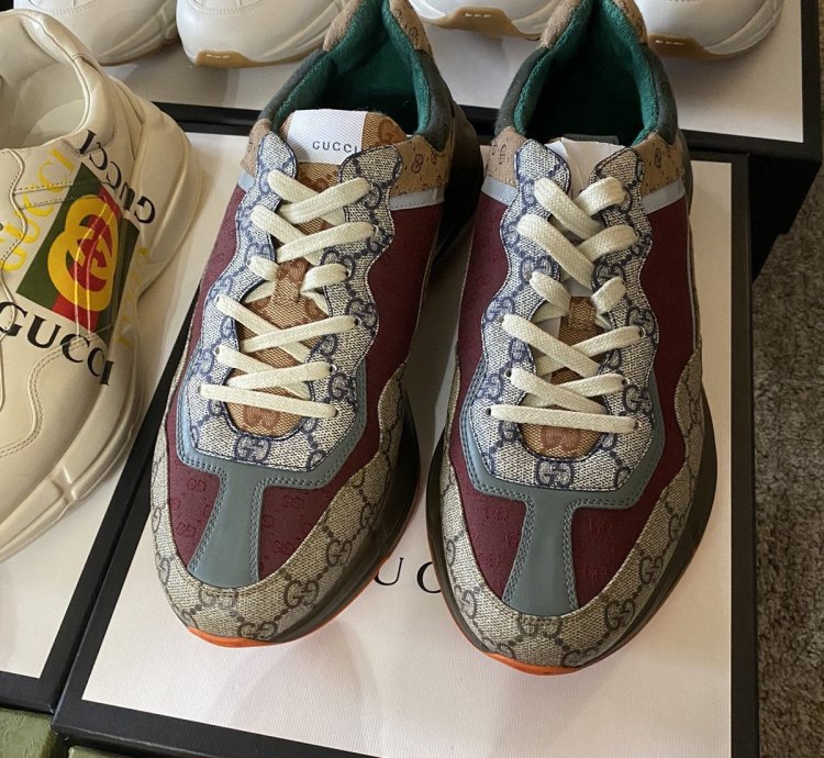 Gucci Rhyton bricks